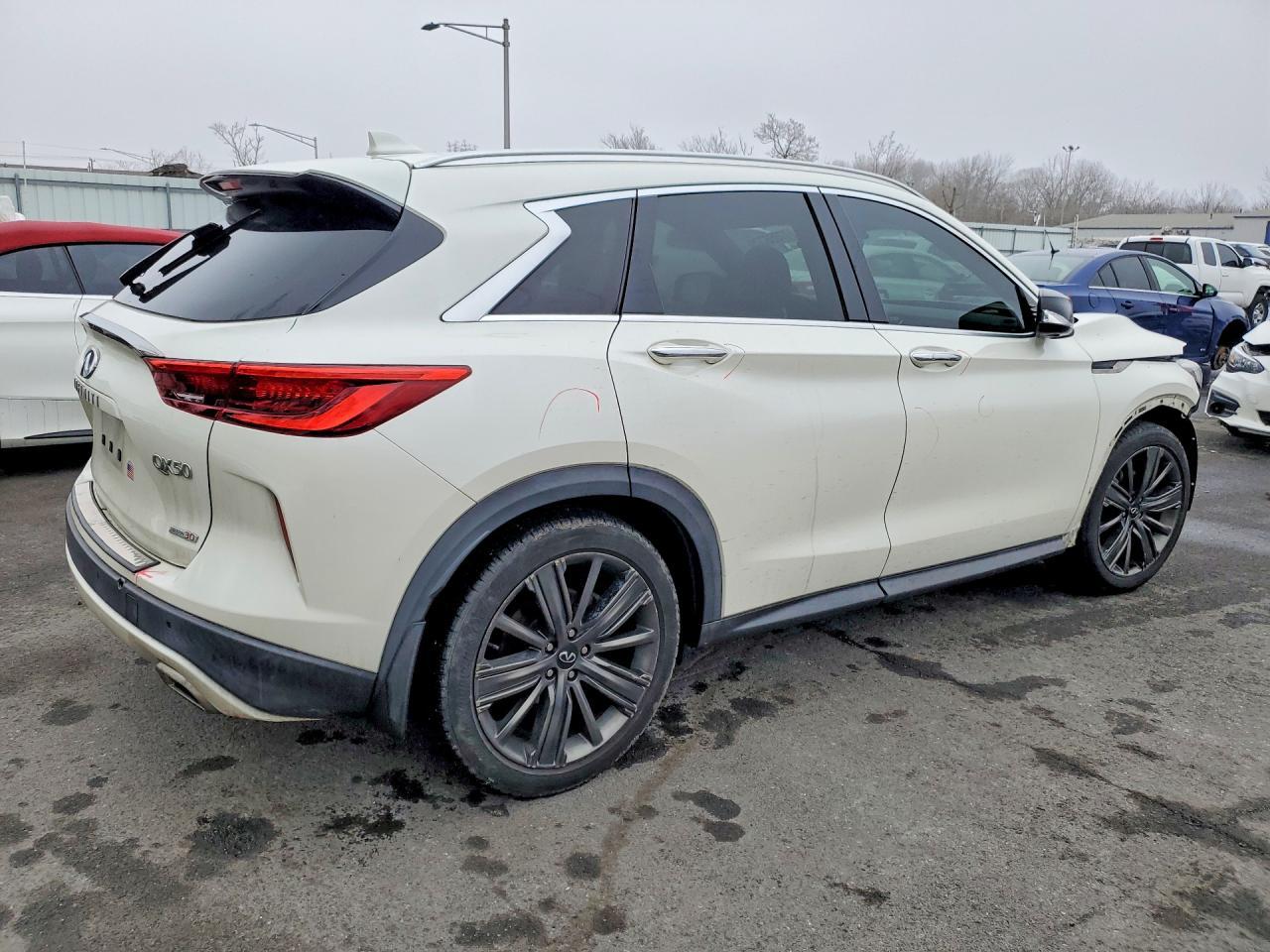 2020 Infiniti Qx50 Essential - zdjęcie 3