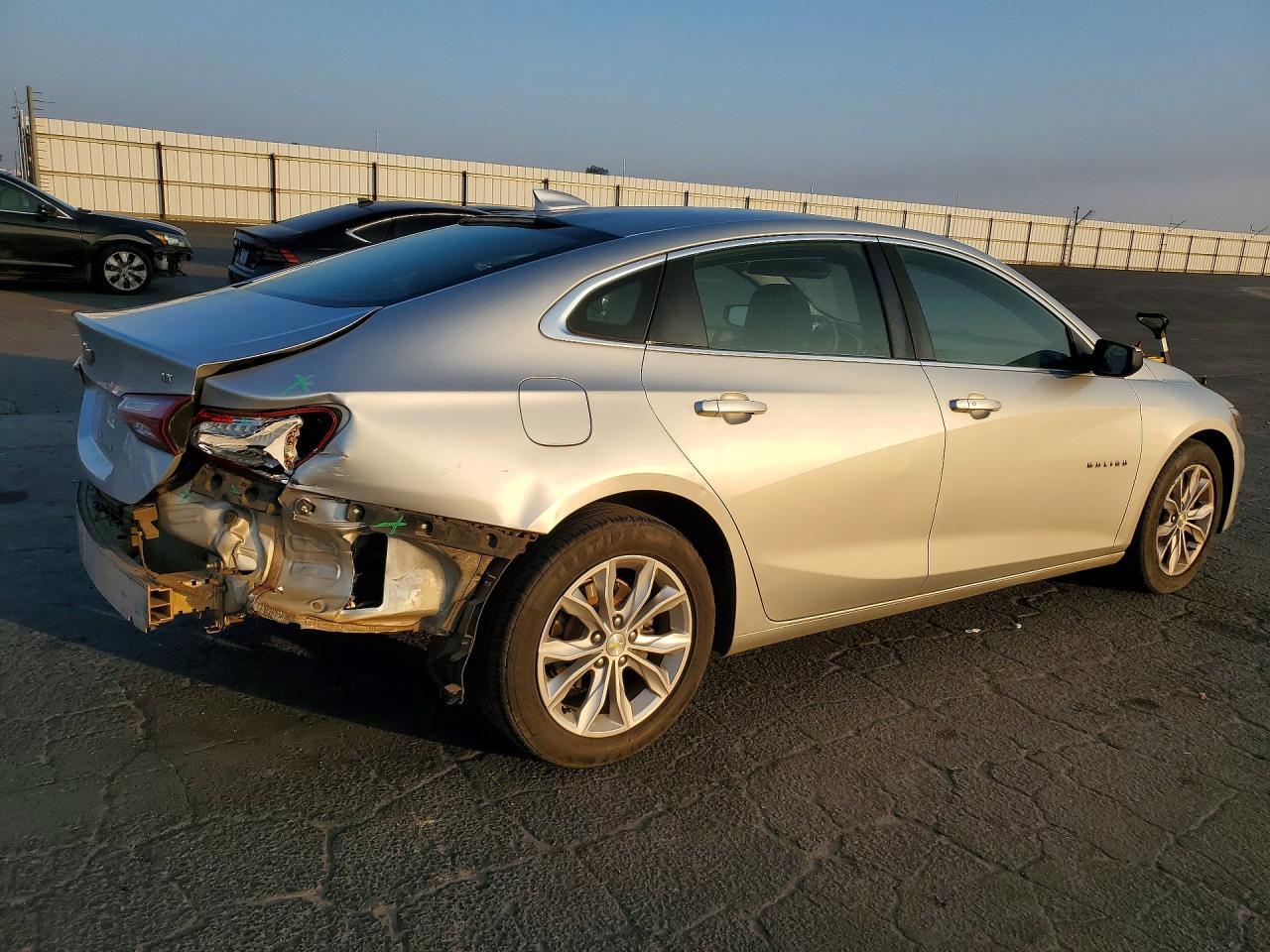 2019 Chevrolet Malibu Lt - zdjęcie 3