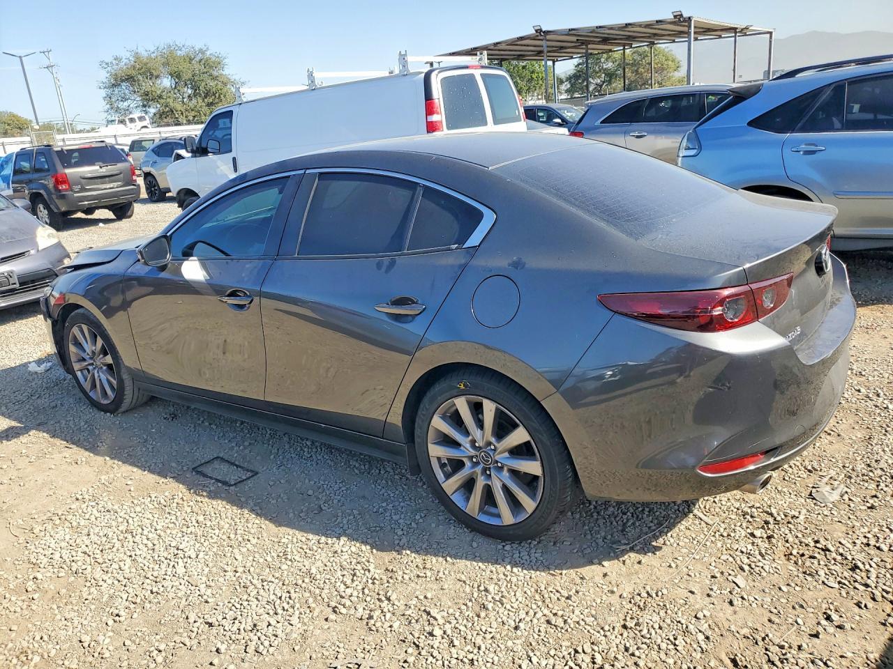 2021 Mazda 3 Select - zdjęcie 2