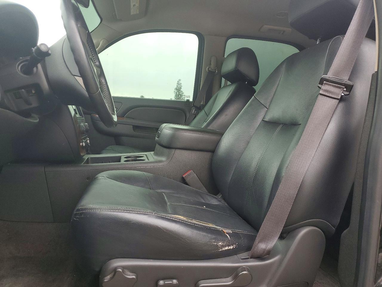 2013 Chevrolet Tahoe C1500 Ls - zdjęcie 7