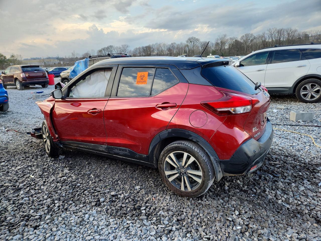 2020 Nissan Kicks Sv - zdjęcie 2