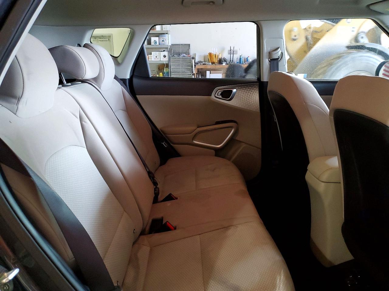 2020 Kia Soul Lx - zdjęcie 11