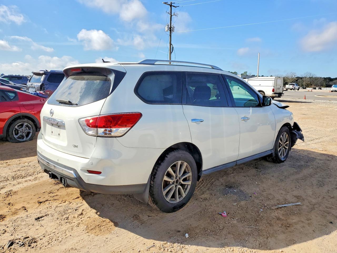 2015 Nissan Pathfinder S - zdjęcie 3