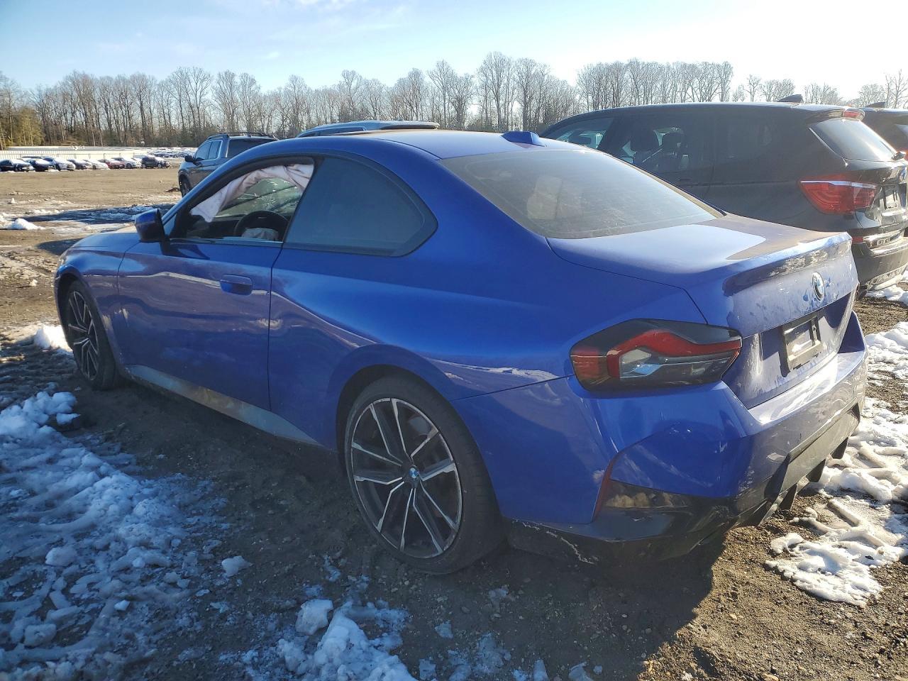 2023 BMW 230Xi - zdjęcie 2