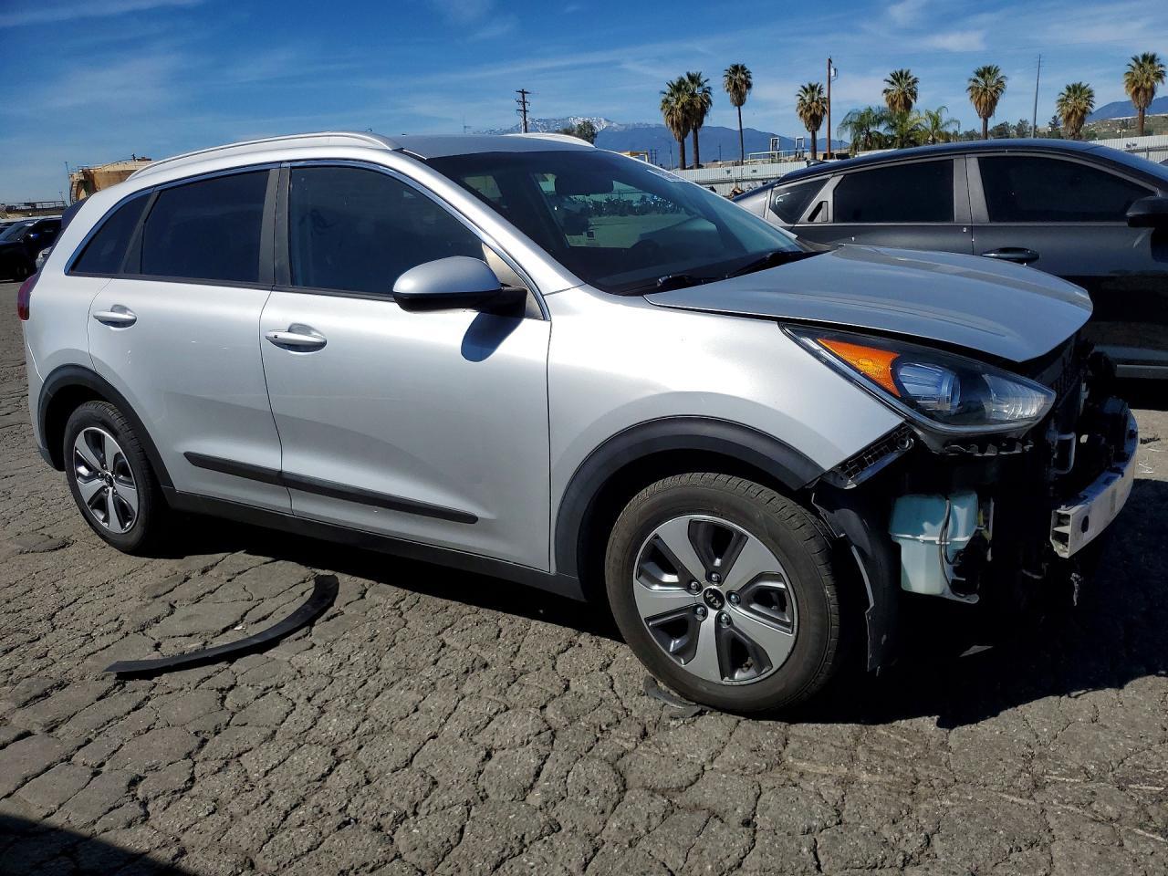 2019 Kia Niro Lx - zdjęcie 4