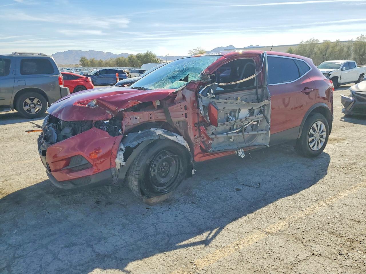 2020 Nissan Rogue Sport S - zdjęcie główne