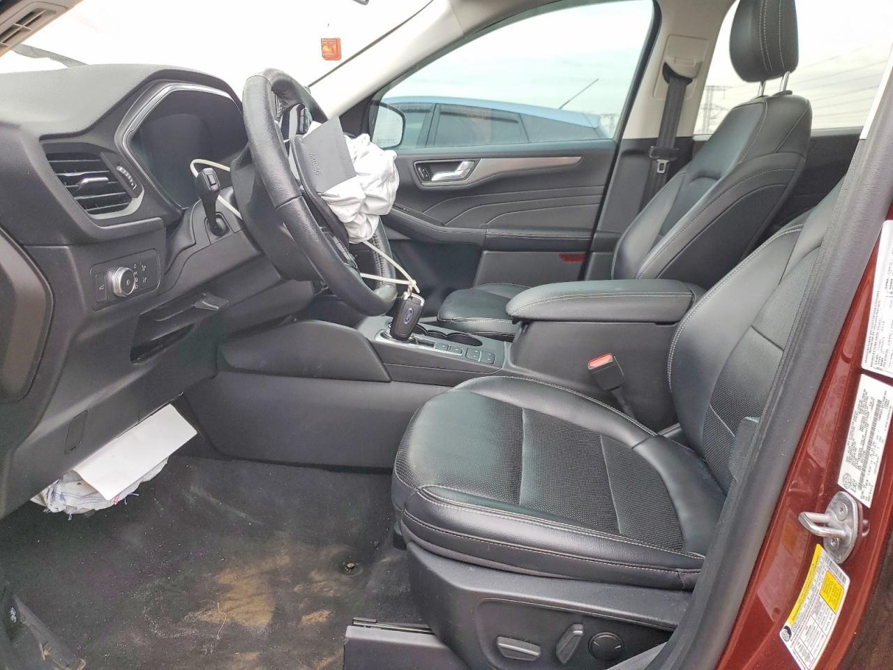 2021 Ford Escape Titanium - zdjęcie 7