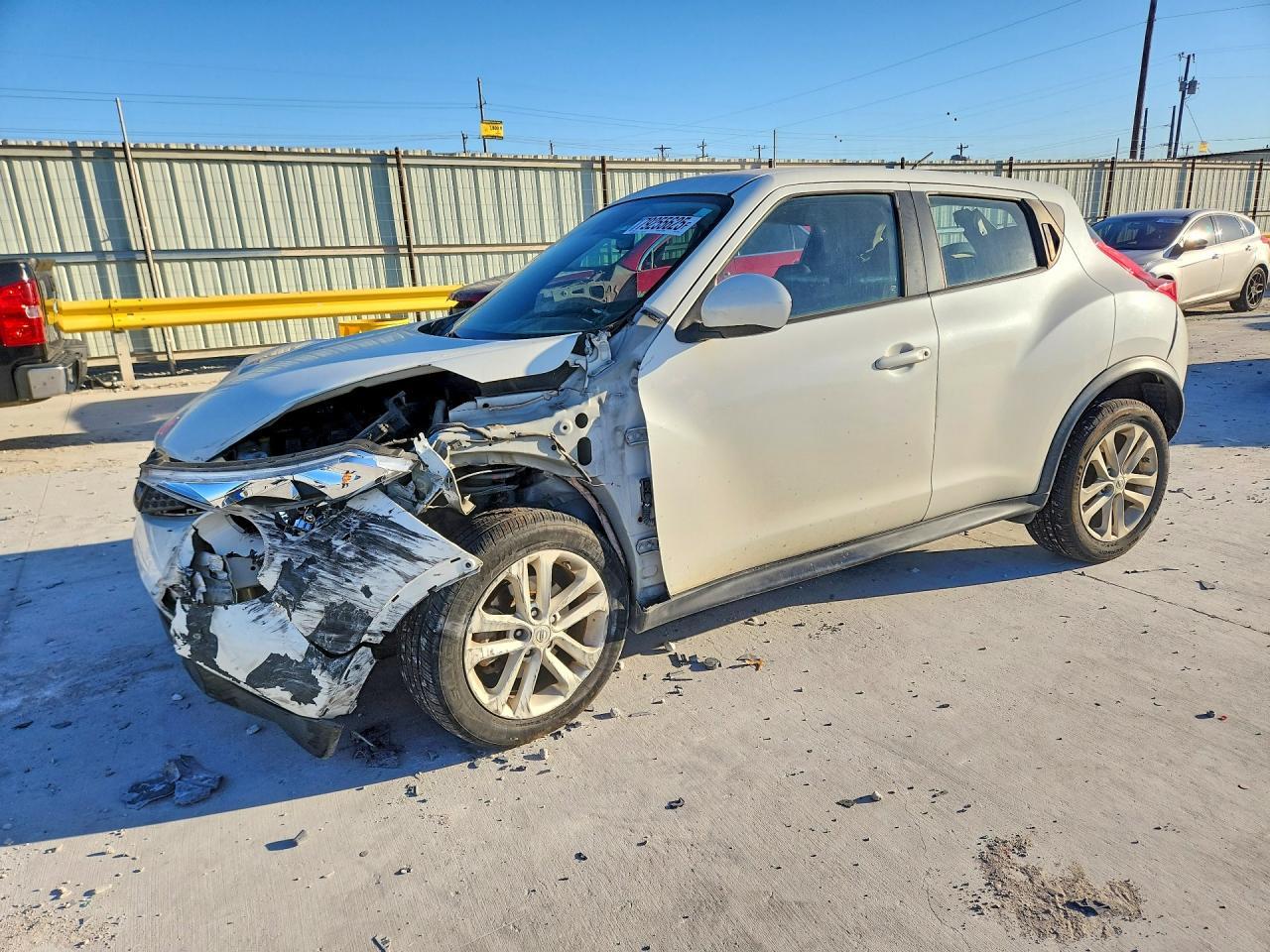 2013 Nissan Juke S - zdjęcie główne