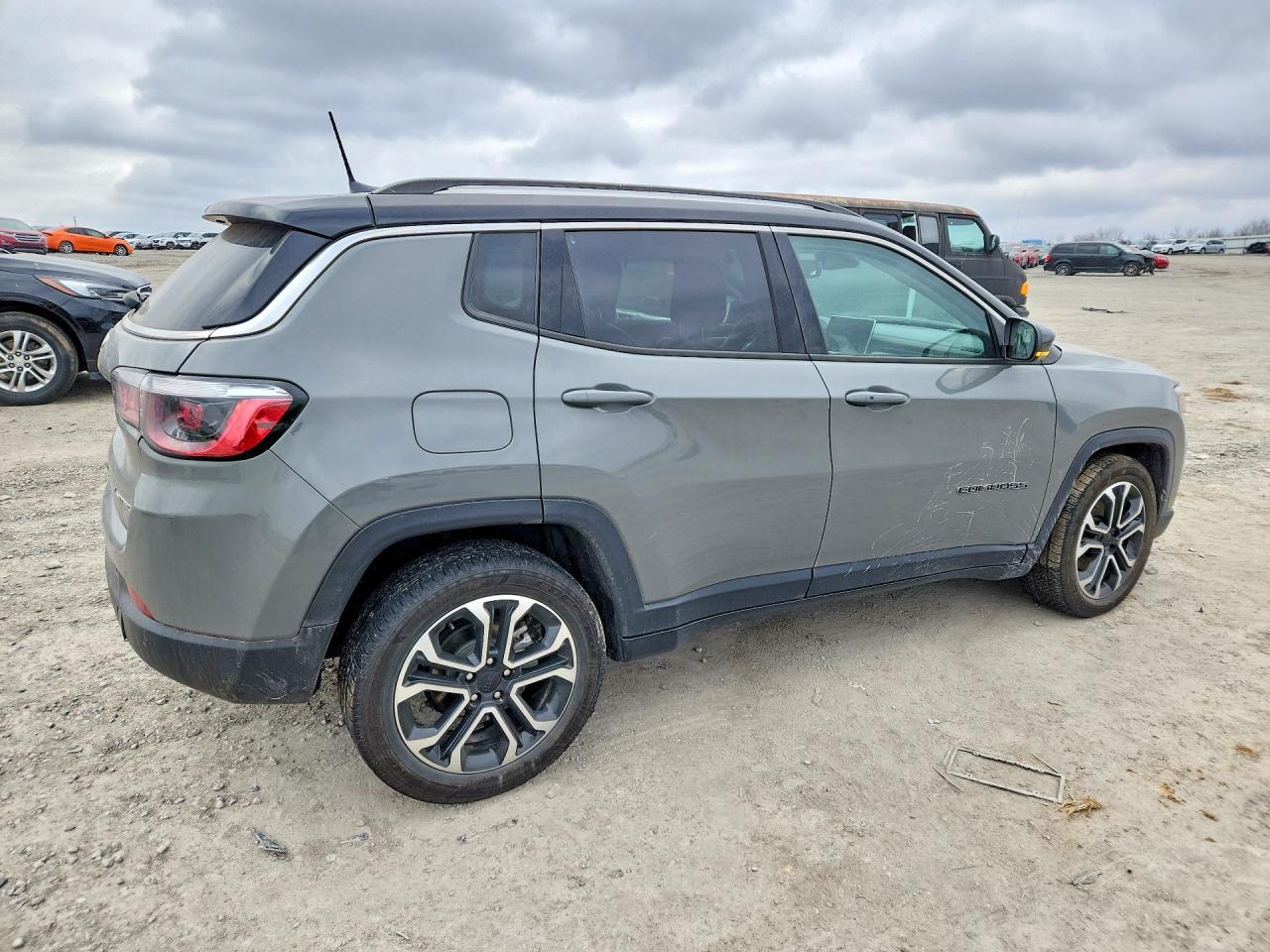 2022 Jeep Compass Limited - zdjęcie 3