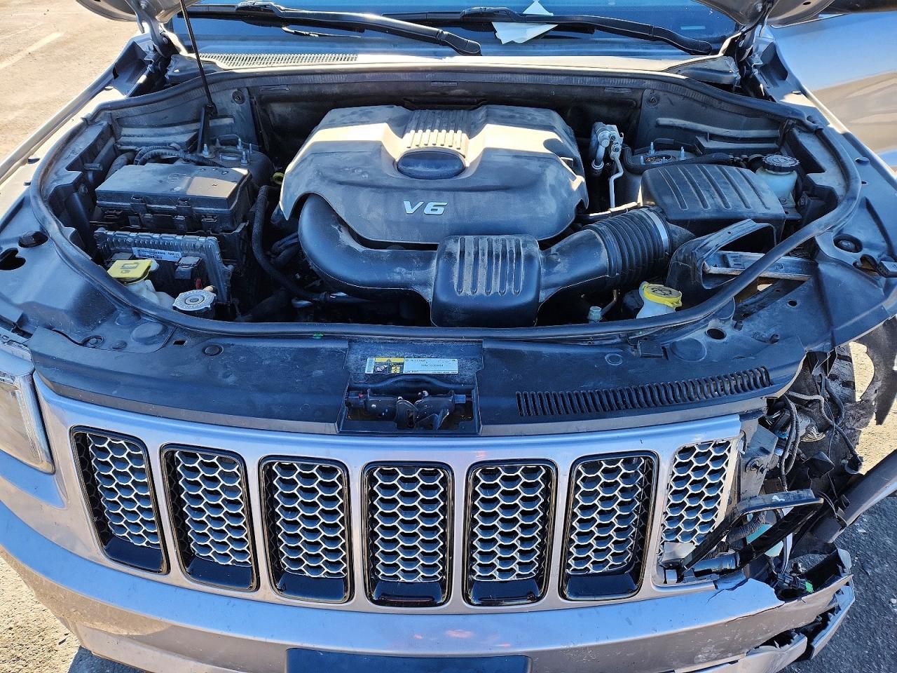 2015 Jeep Grand Cherokee Laredo - zdjęcie 12