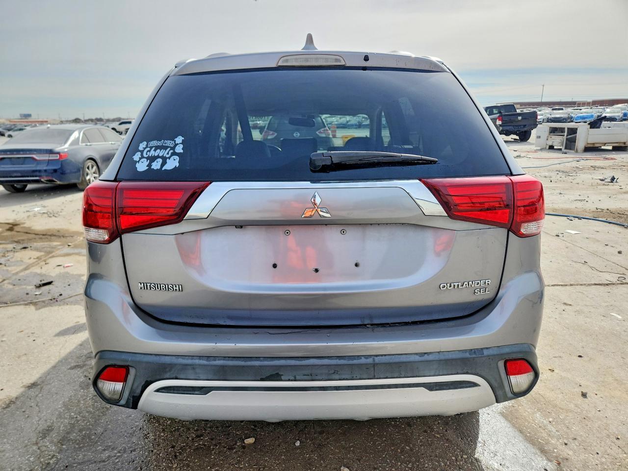 2019 Mitsubishi Outlander Se - zdjęcie 6