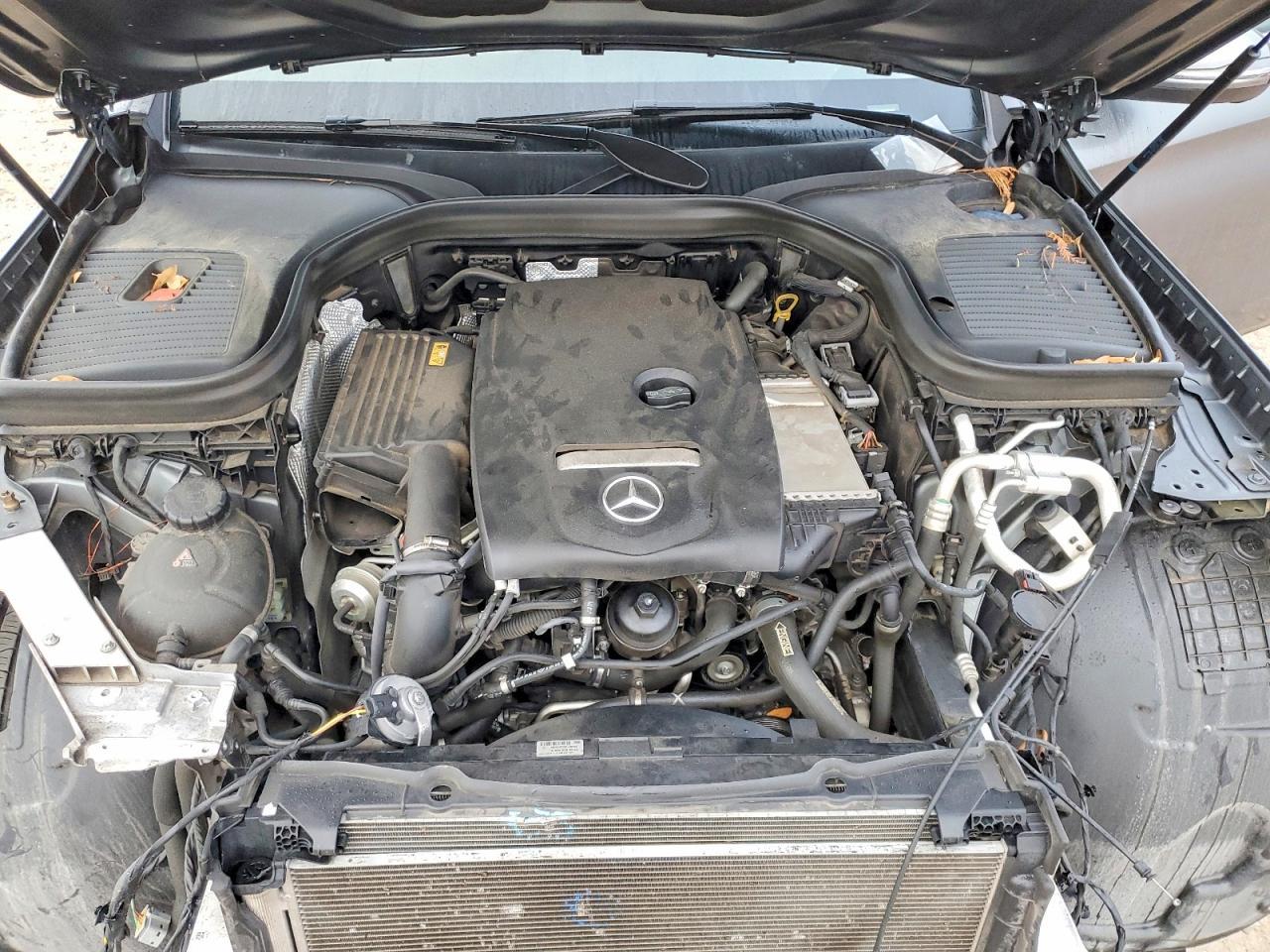 2018 Mercedes-Benz Glc 300 - zdjęcie 11