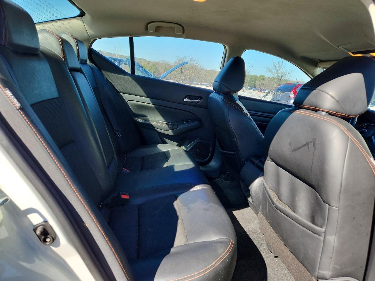 2019 Nissan Altima Sr - zdjęcie 10