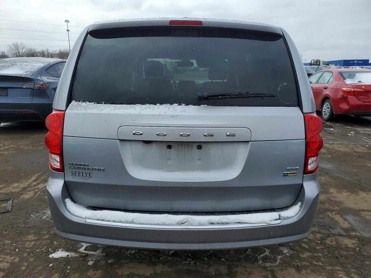 2019 Dodge Grand Caravan Sxt - zdjęcie 6