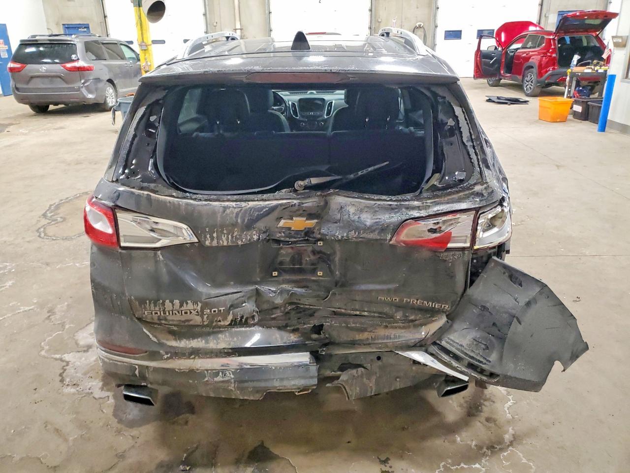 2020 Chevrolet Equinox Premier - zdjęcie 6