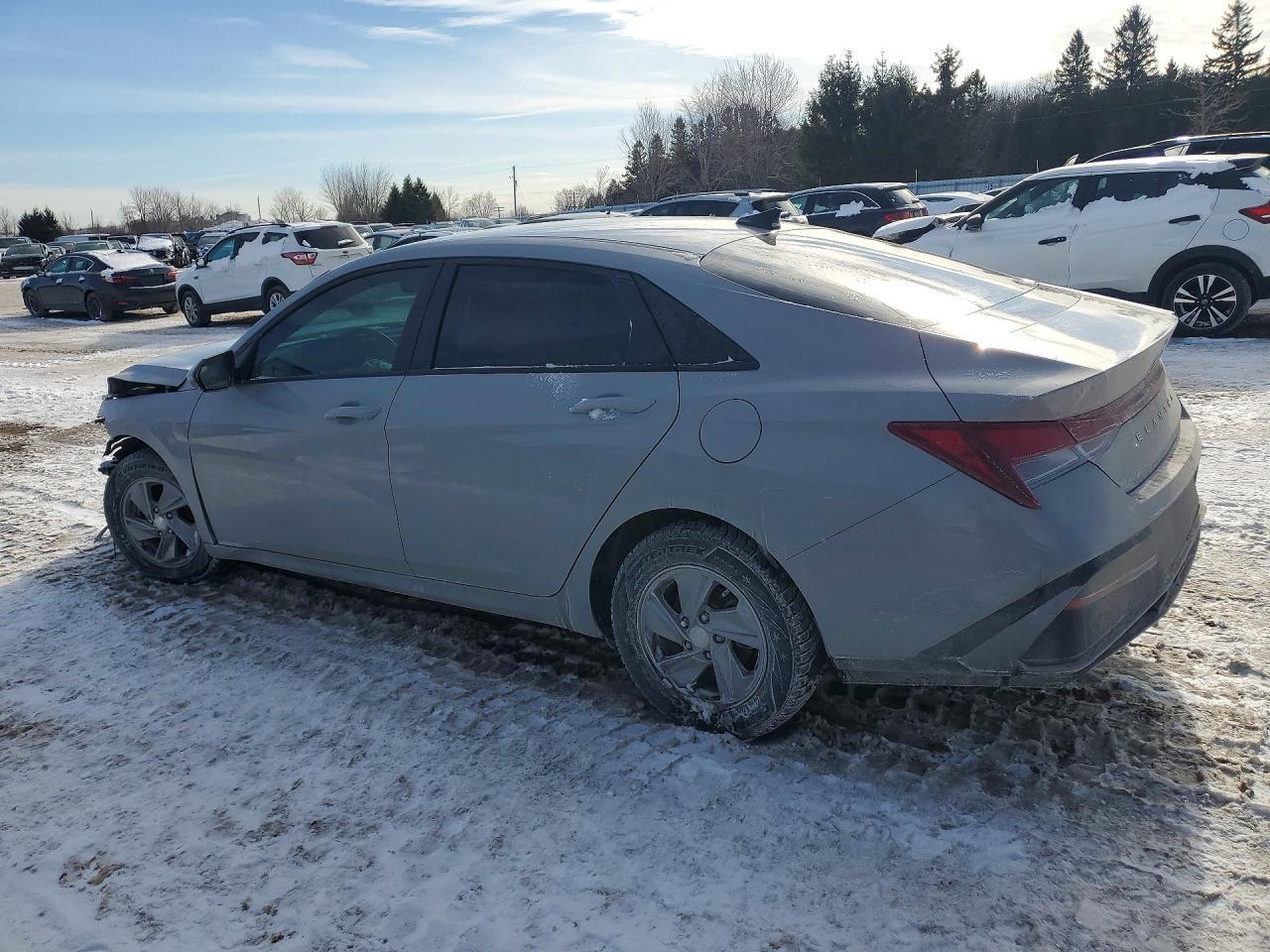 2024 Hyundai Elantra Sel - zdjęcie 2