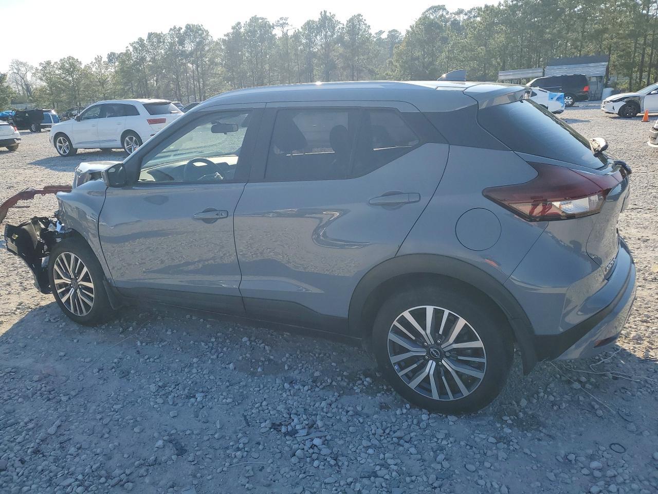 2024 Nissan Kicks Sv - zdjęcie 2