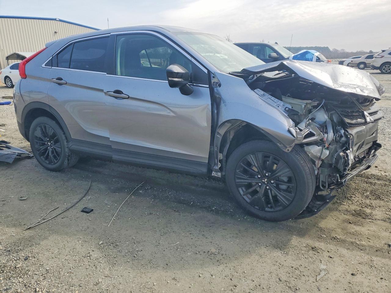 2019 Mitsubishi Eclipse Cross Le - zdjęcie 4