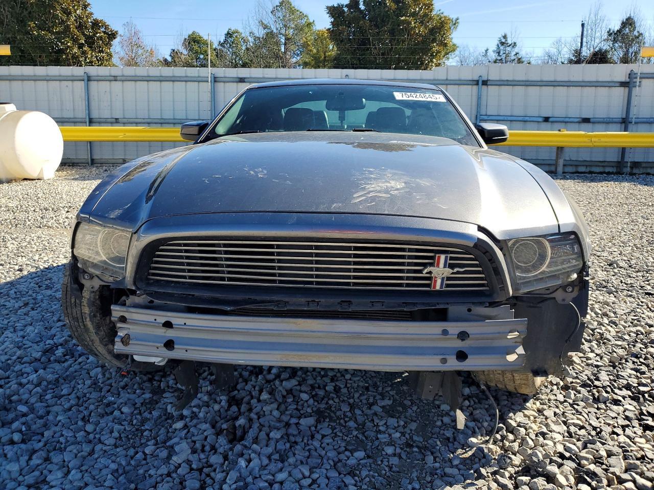2014 Ford Mustang - zdjęcie 5