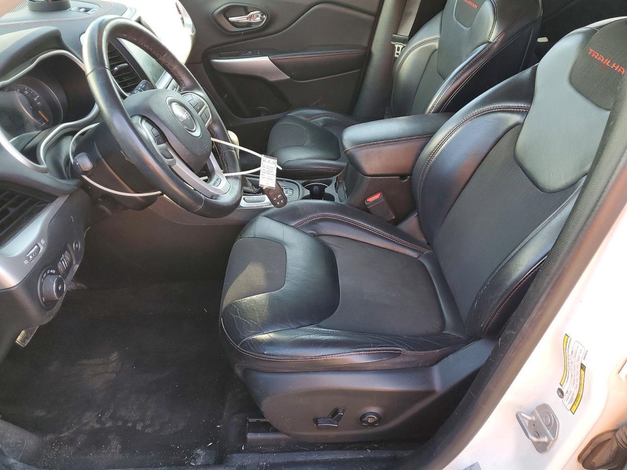 2017 Jeep Cherokee Trailhawk - zdjęcie 7