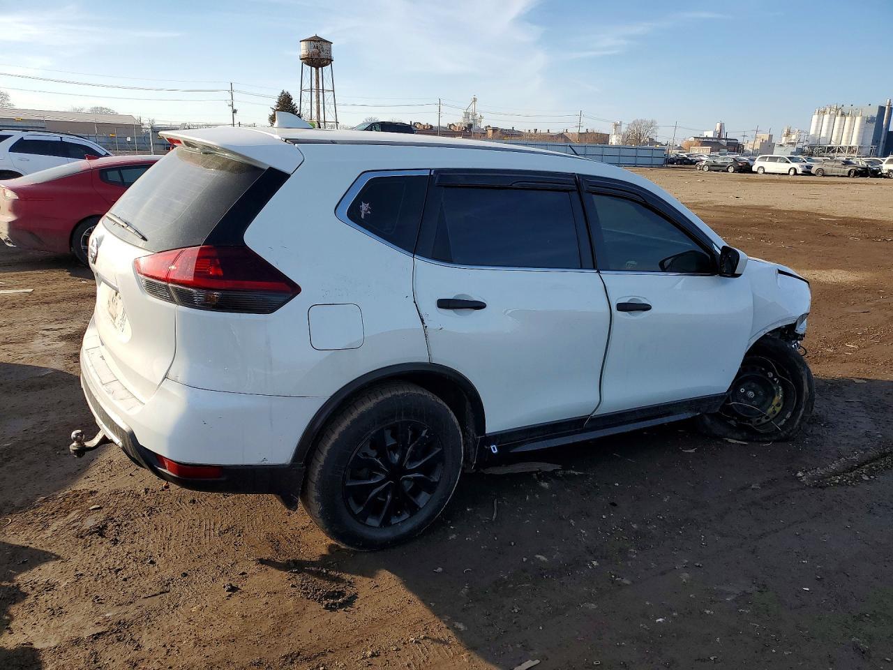 2018 Nissan Rogue S - zdjęcie 3