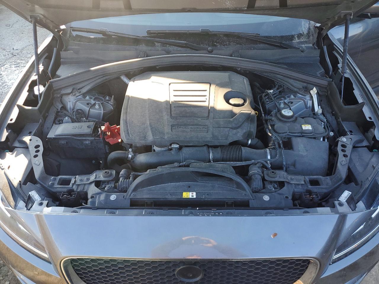 2018 Jaguar F-Pace Premium - zdjęcie 12