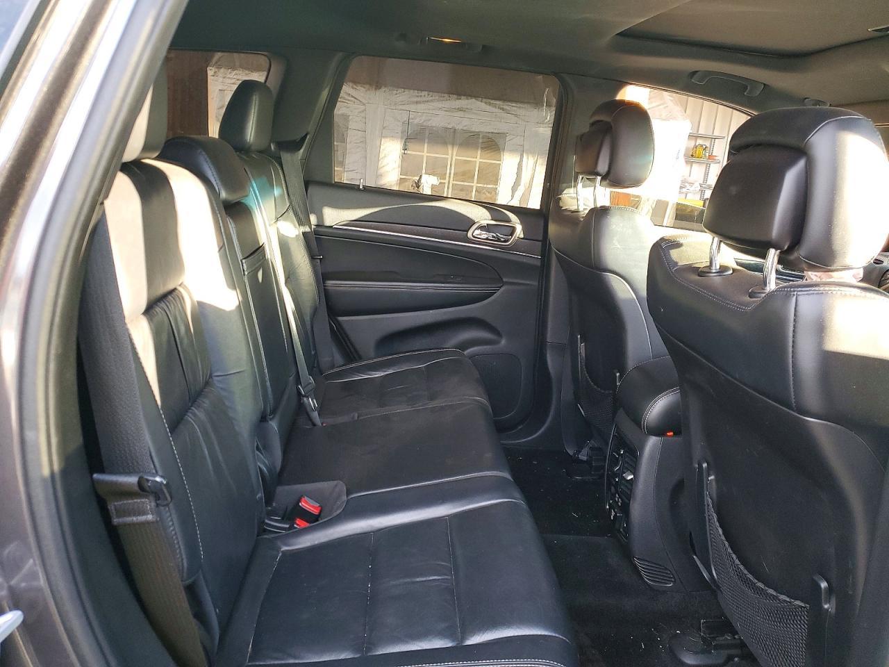 2015 Jeep Grand Cherokee Limited - zdjęcie 10