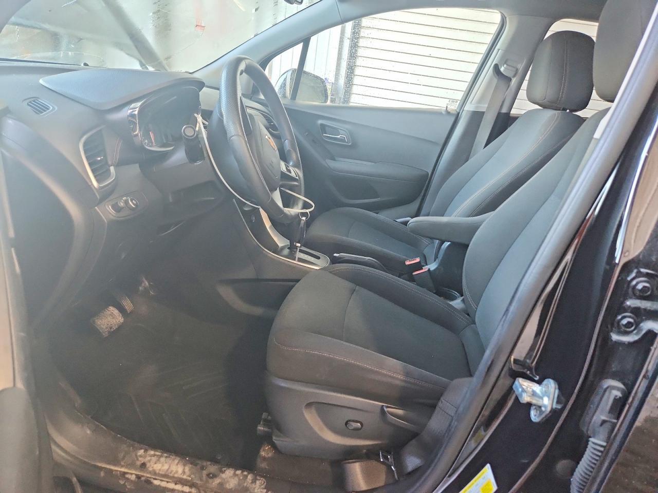 2020 Chevrolet Trax Ls - zdjęcie 7