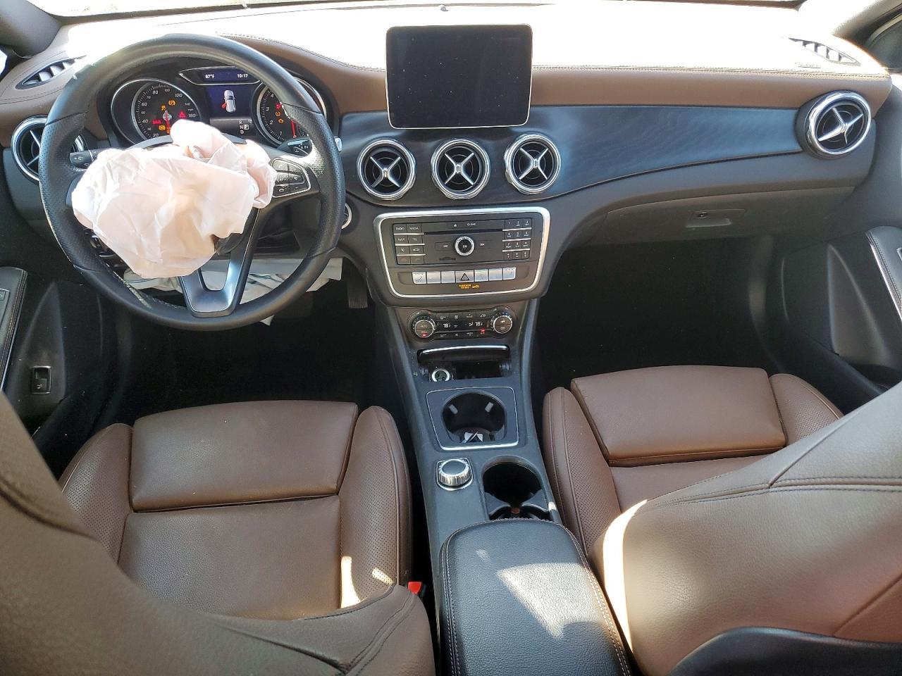 2018 Mercedes-Benz Gla 250 - zdjęcie 8