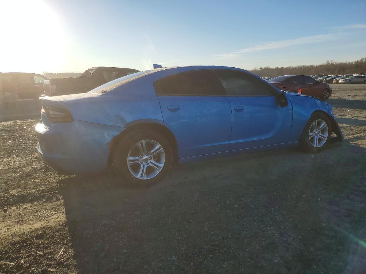 2023 Dodge Charger Sxt - zdjęcie 3