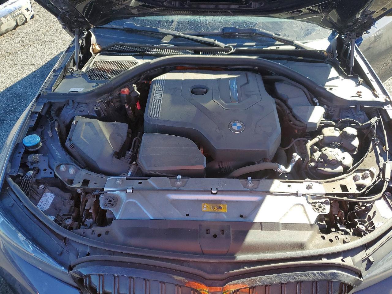 2023 BMW 330E - zdjęcie 11