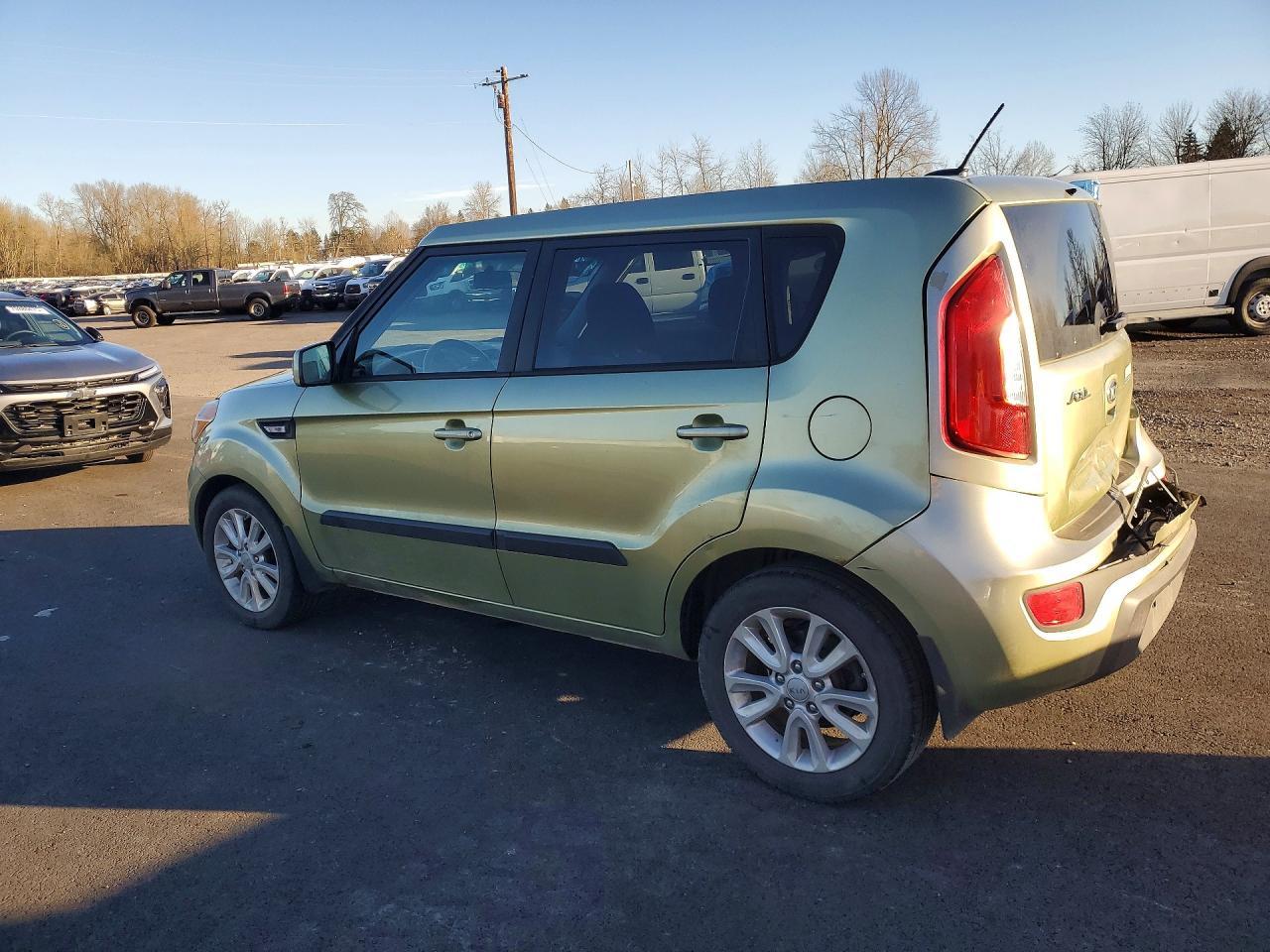 2013 Kia Soul Base - zdjęcie 2