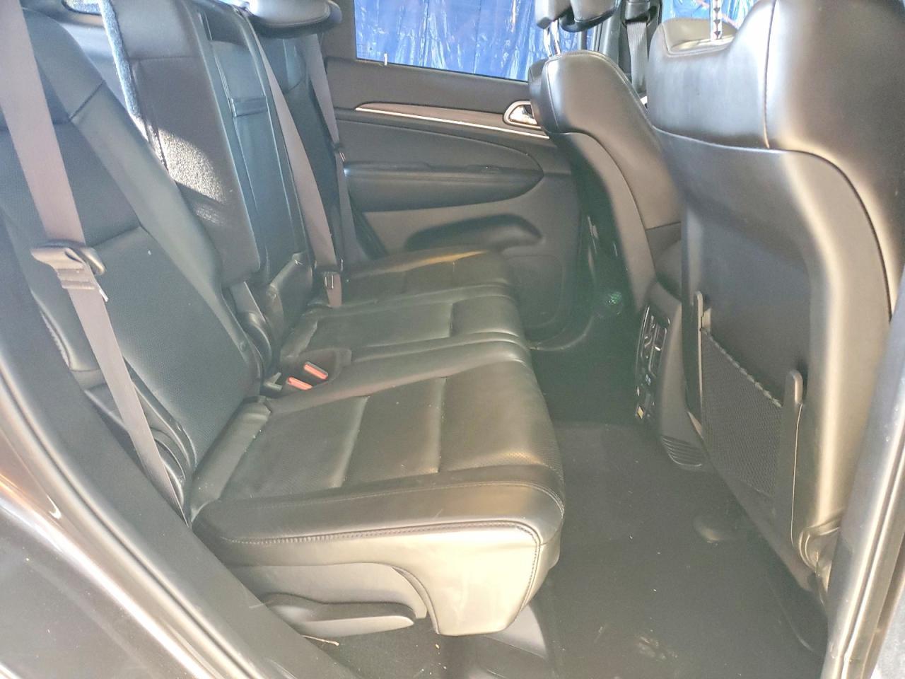 2019 Jeep Grand Cherokee Limited - zdjęcie 11