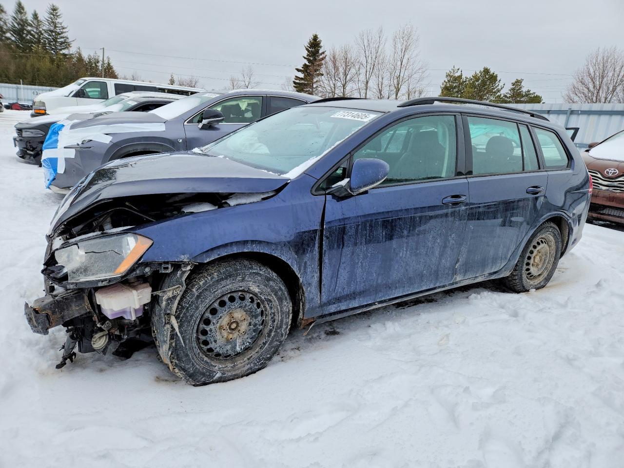 2015 Volkswagen Golf Sportwagen S - zdjęcie główne