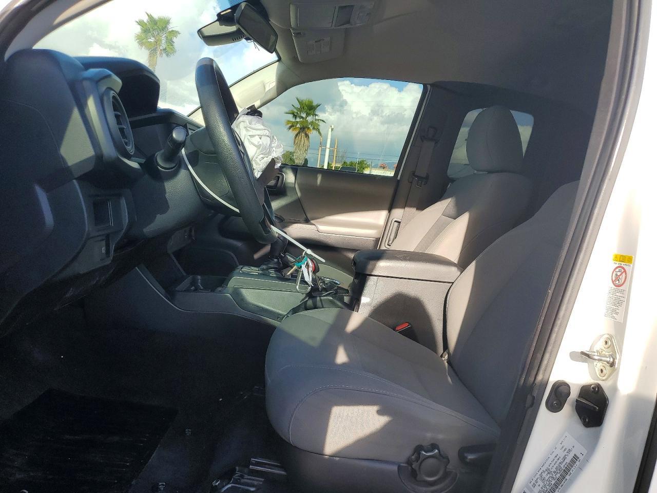 2019 Toyota Tacoma Access Cab - zdjęcie 7