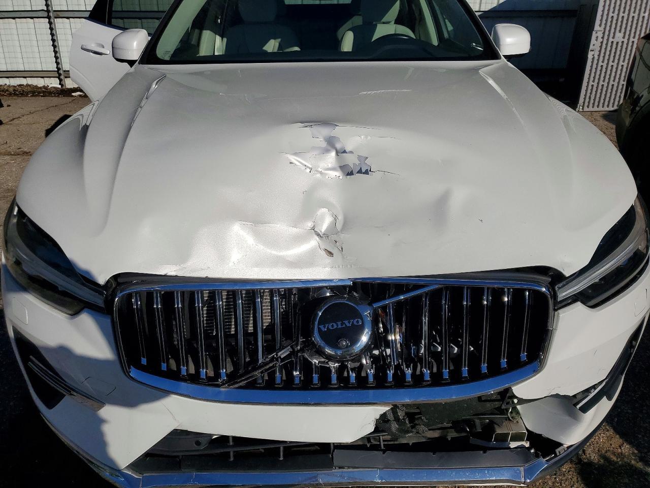 2023 Volvo Xc60 Plus - zdjęcie 11