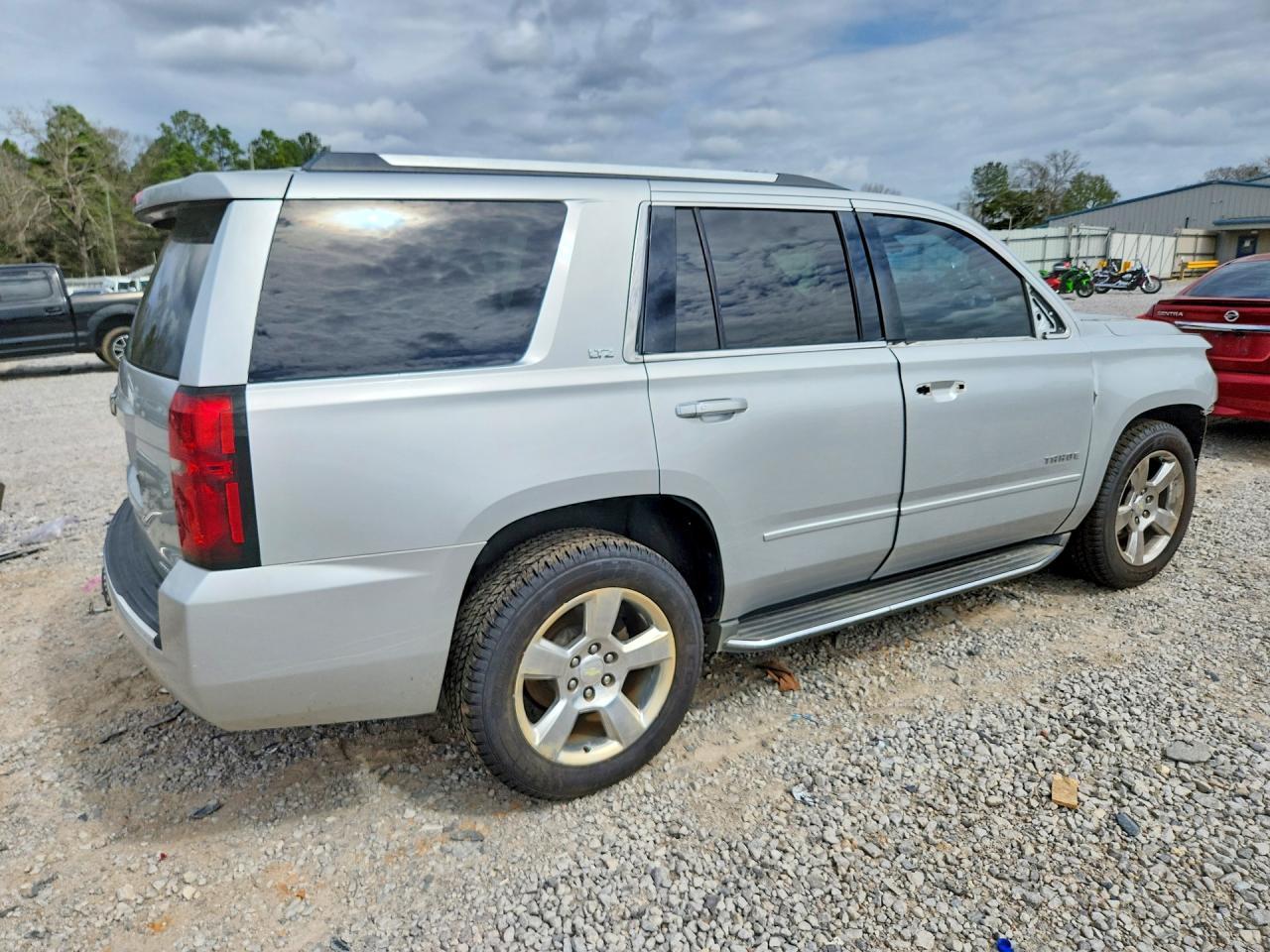 2016 Chevrolet Tahoe C1500 Ltz - zdjęcie 3