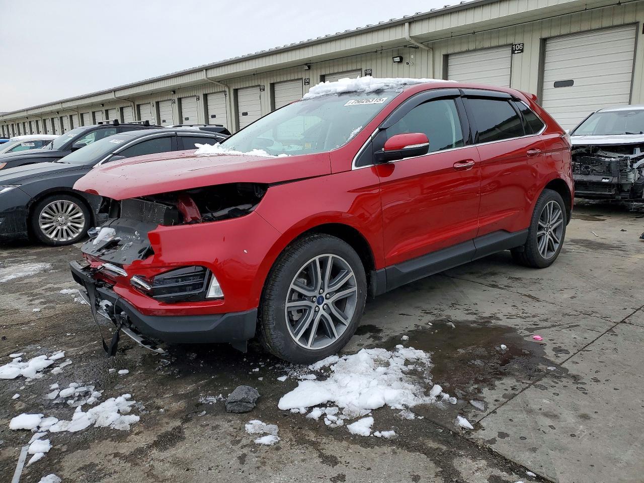 2022 Ford Edge Titanium - zdjęcie główne