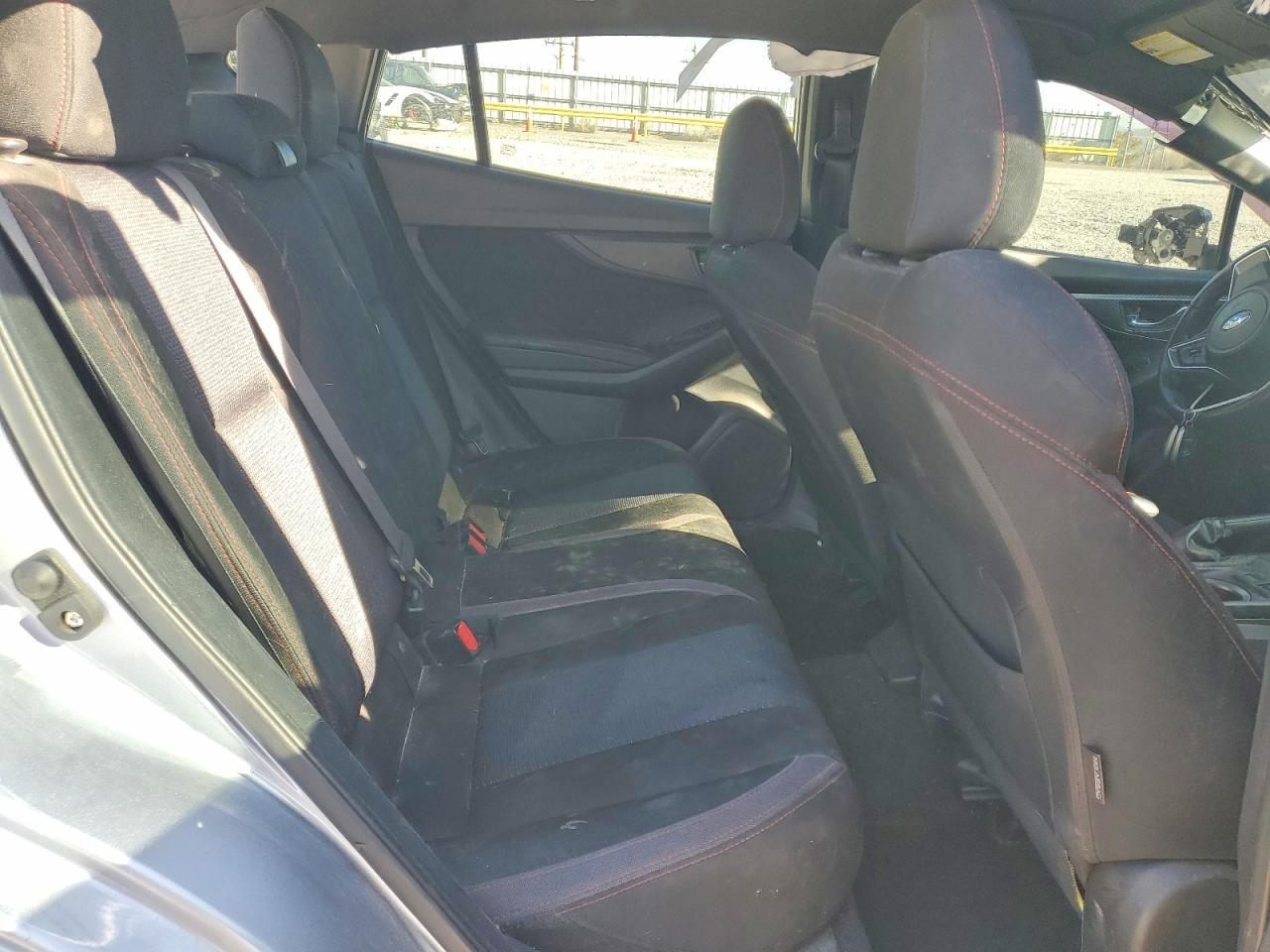 2017 Subaru Impreza Sport - zdjęcie 10