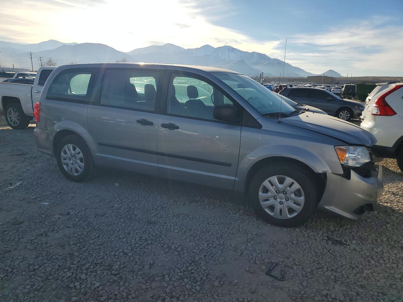 2016 Dodge Grand Caravan Se - zdjęcie 4