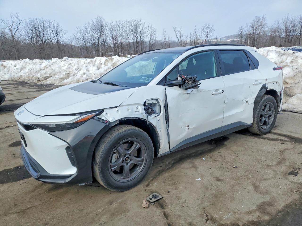 2024 Toyota Bz4X Xle - zdjęcie główne
