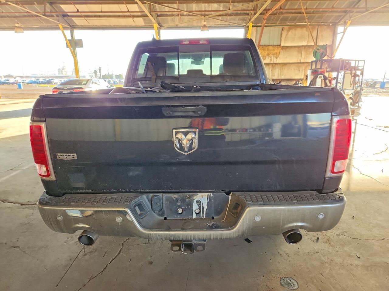 2015 Ram 1500 Laramie - zdjęcie 6