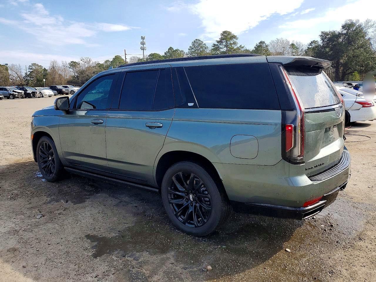 2023 Cadillac Escalade Sport Platinum - zdjęcie 2