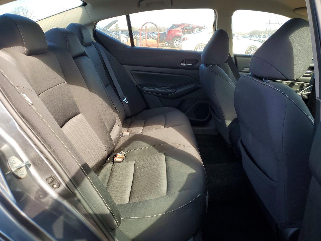 2019 Nissan Altima S - zdjęcie 10