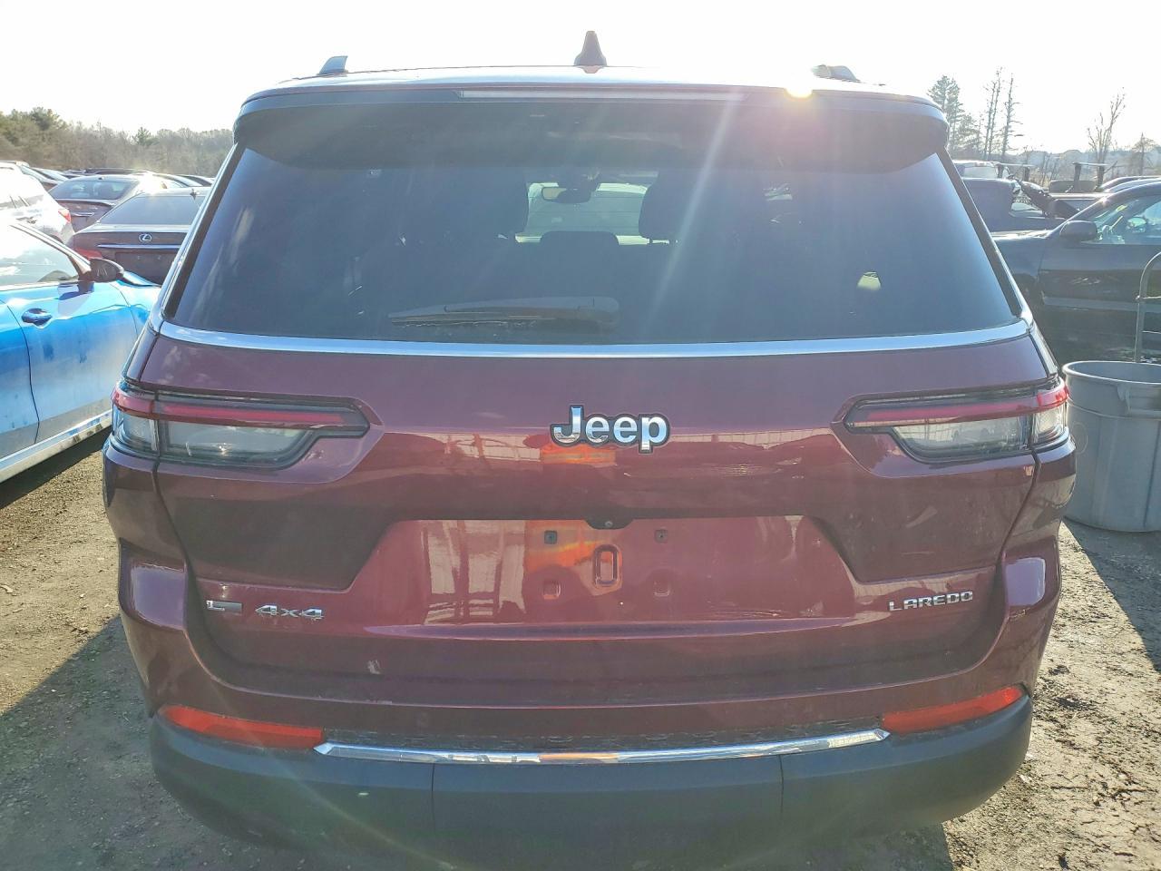 2021 Jeep Grand Cherokee L Laredo - zdjęcie 6