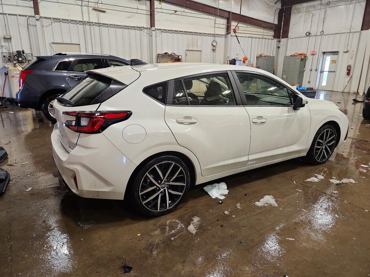 2024 Subaru Impreza Sport - zdjęcie 3