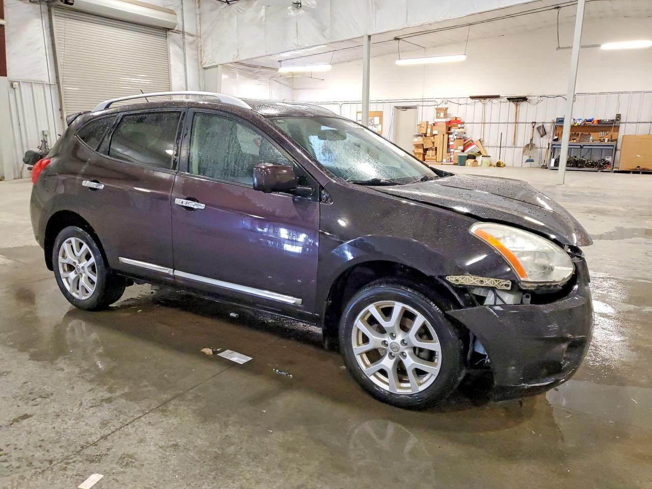 2013 Nissan Rogue S - zdjęcie 4