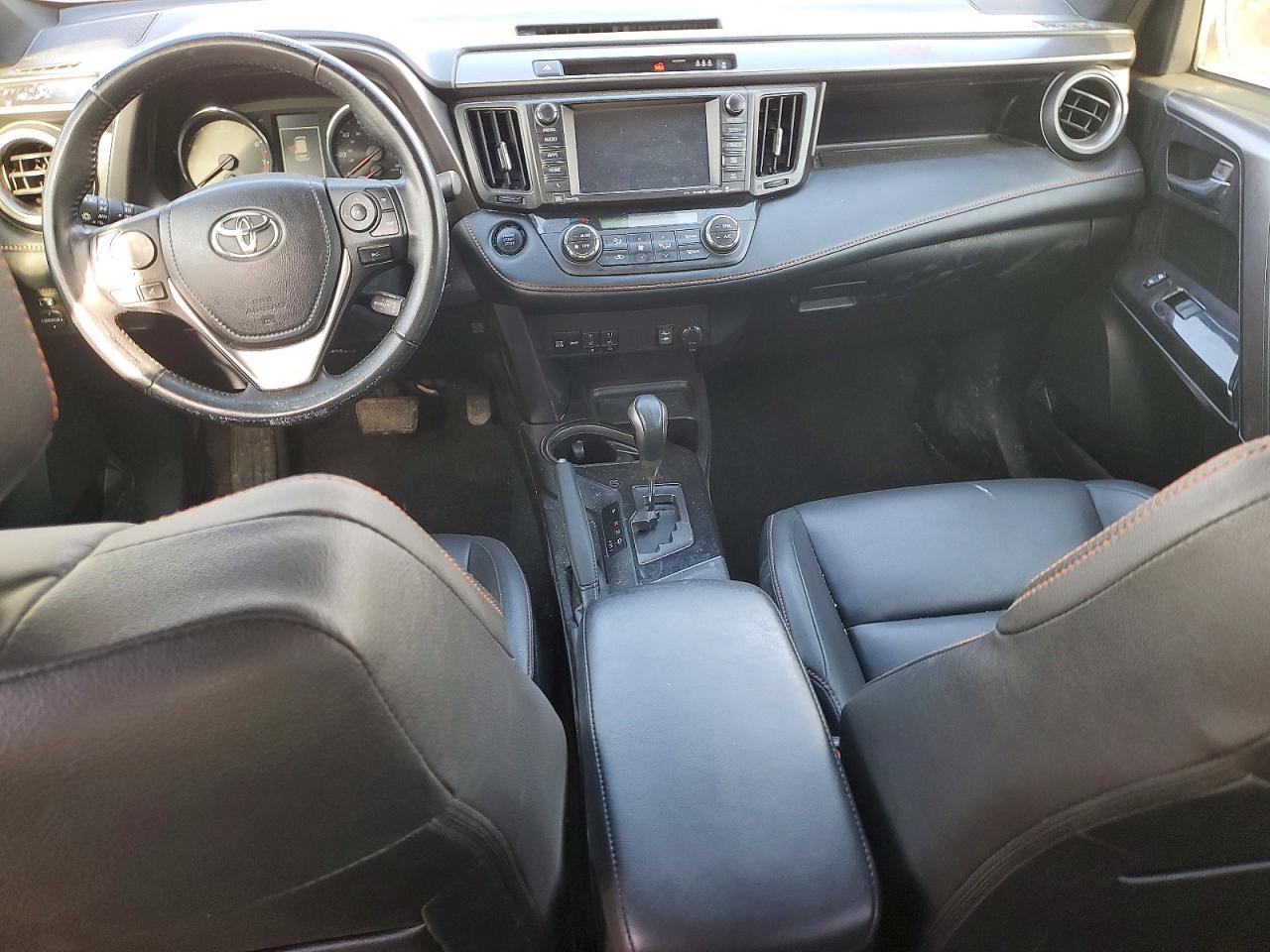 2018 Toyota Rav4 Se - zdjęcie 8