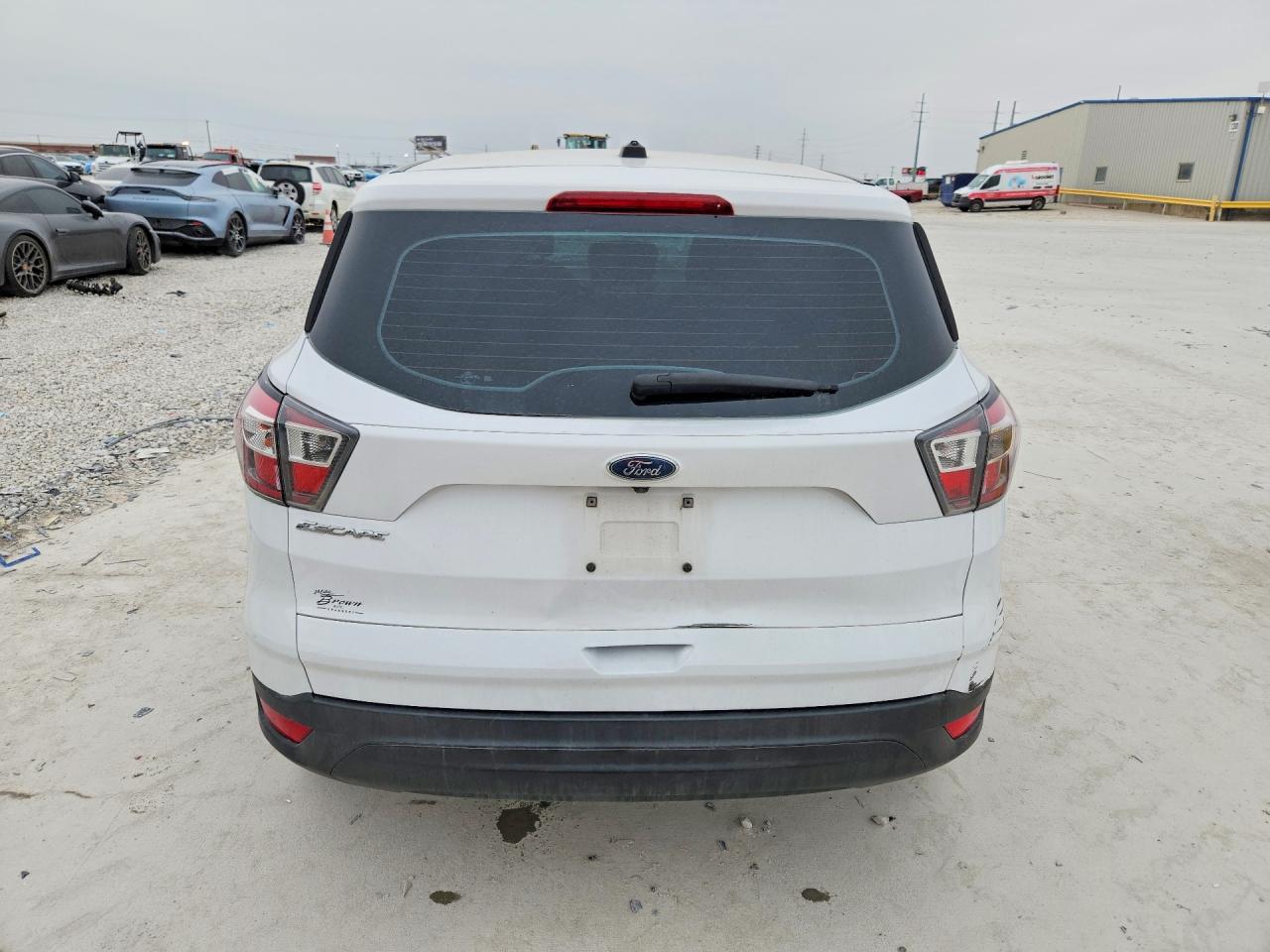 2017 Ford Escape S - zdjęcie 6