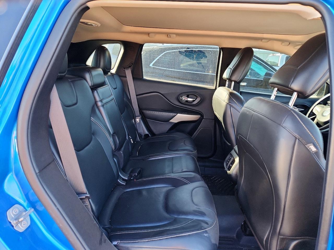 2018 Jeep Cherokee Limited - zdjęcie 11